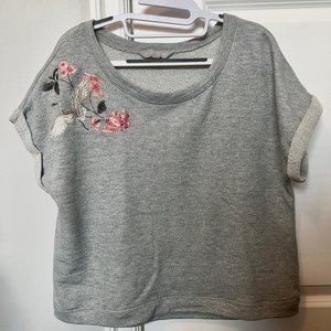 ★ Harmony & Balance gray shirt with bird and flower embroidery